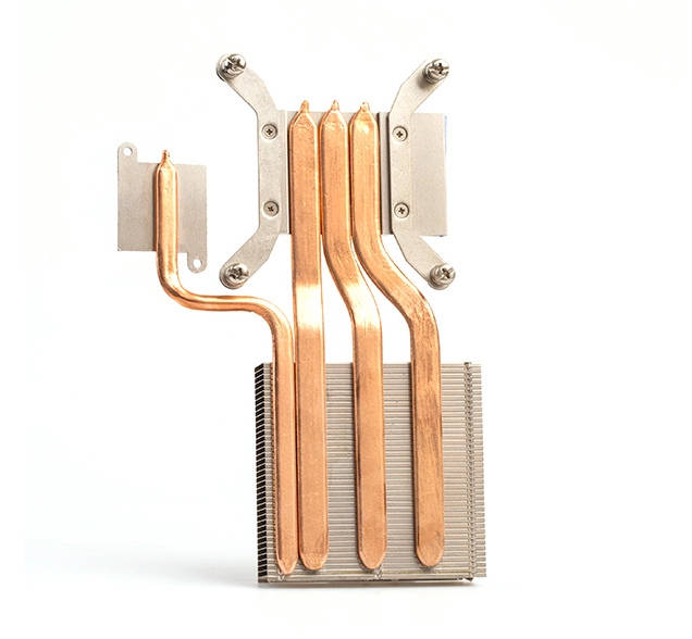 ¿Cuál es la diferencia entre disipadores térmicos de CPU pasivos y activos?